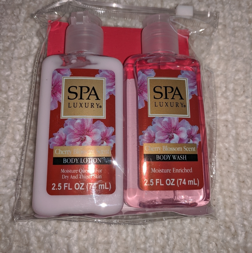 NWT! Spa Luxury Lotion & Body Wash Set